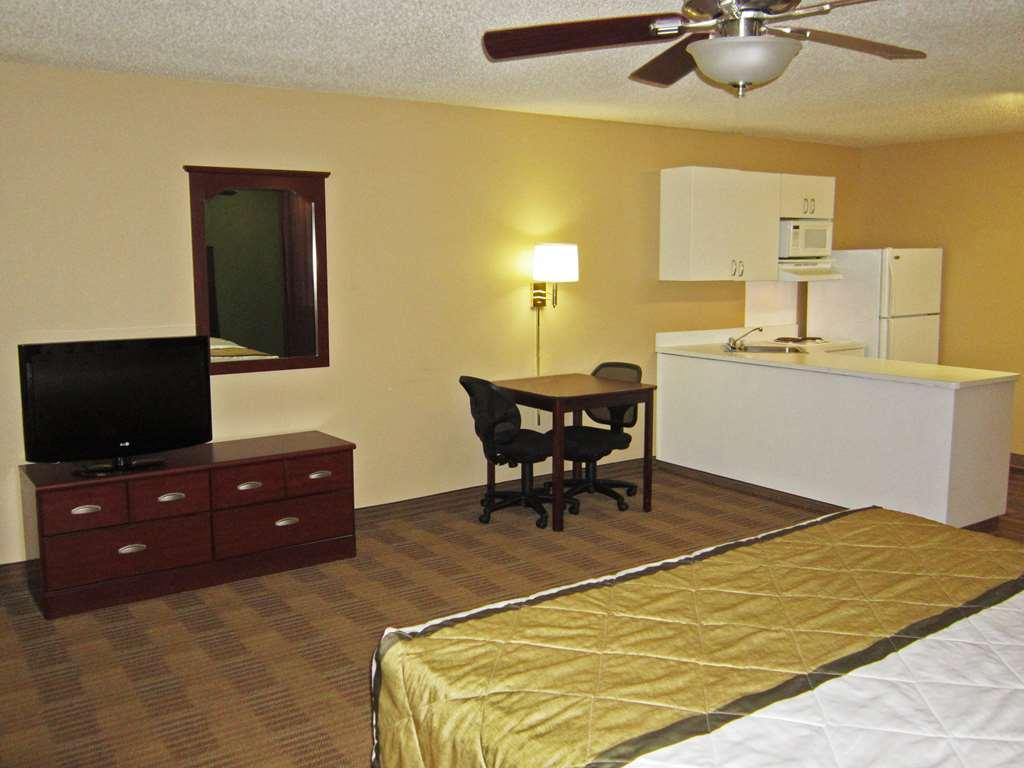 Extended Stay America Select Suites - Jacksonville - Lenoir Avenue East Habitación foto