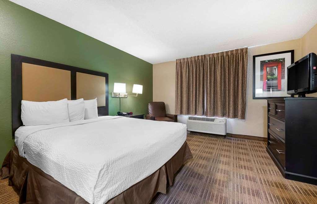Extended Stay America Select Suites - Jacksonville - Lenoir Avenue East Habitación foto