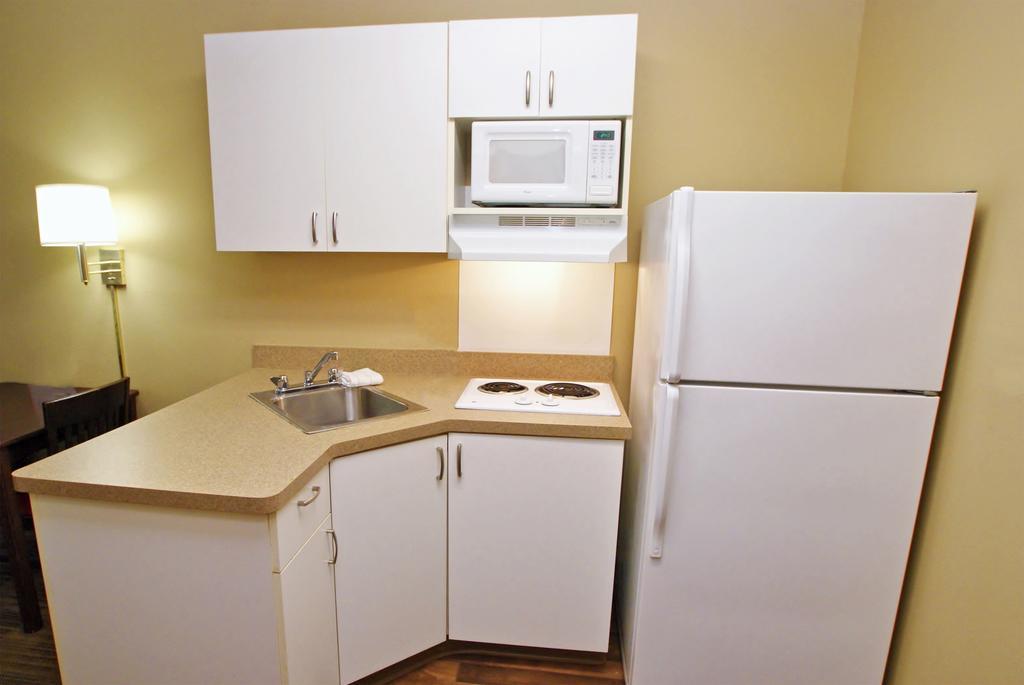 Extended Stay America Select Suites - Jacksonville - Lenoir Avenue East Exterior foto